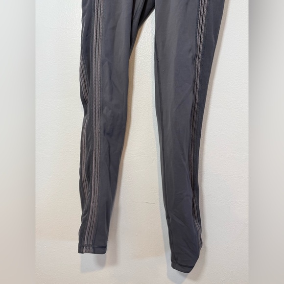 Lululemon Power Lines Leggings Titanium Dark Chrome Size 6 - Picture 5 of 9